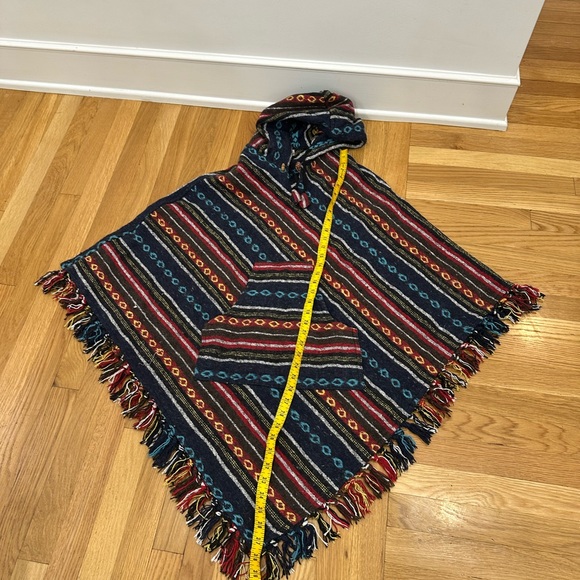 Vintage Cotton Hooded Poncho with Fringe from Nepal - Picture 9 of 10